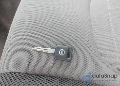 2005 Nissan Xterra S z USA, uszkodzony, nr VIN 5N1AN08WX5C628518